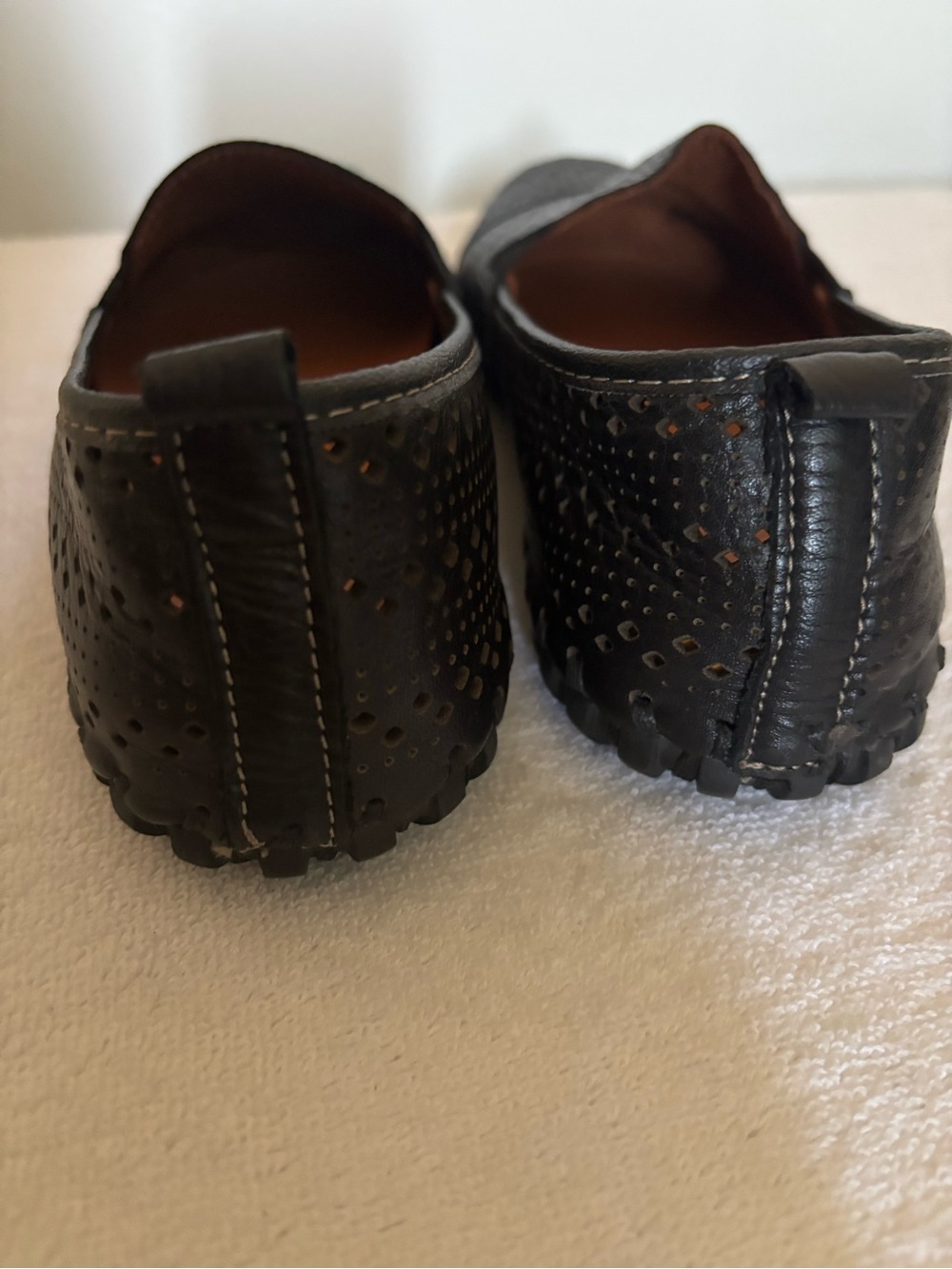 Woman’s Spring Step Fredia Perforated Leather Slip-On Loafer Size 7.5 - Picture 4 of 6